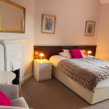 Bed and Breakfast The Beechwood Лидс Экстерьер фото