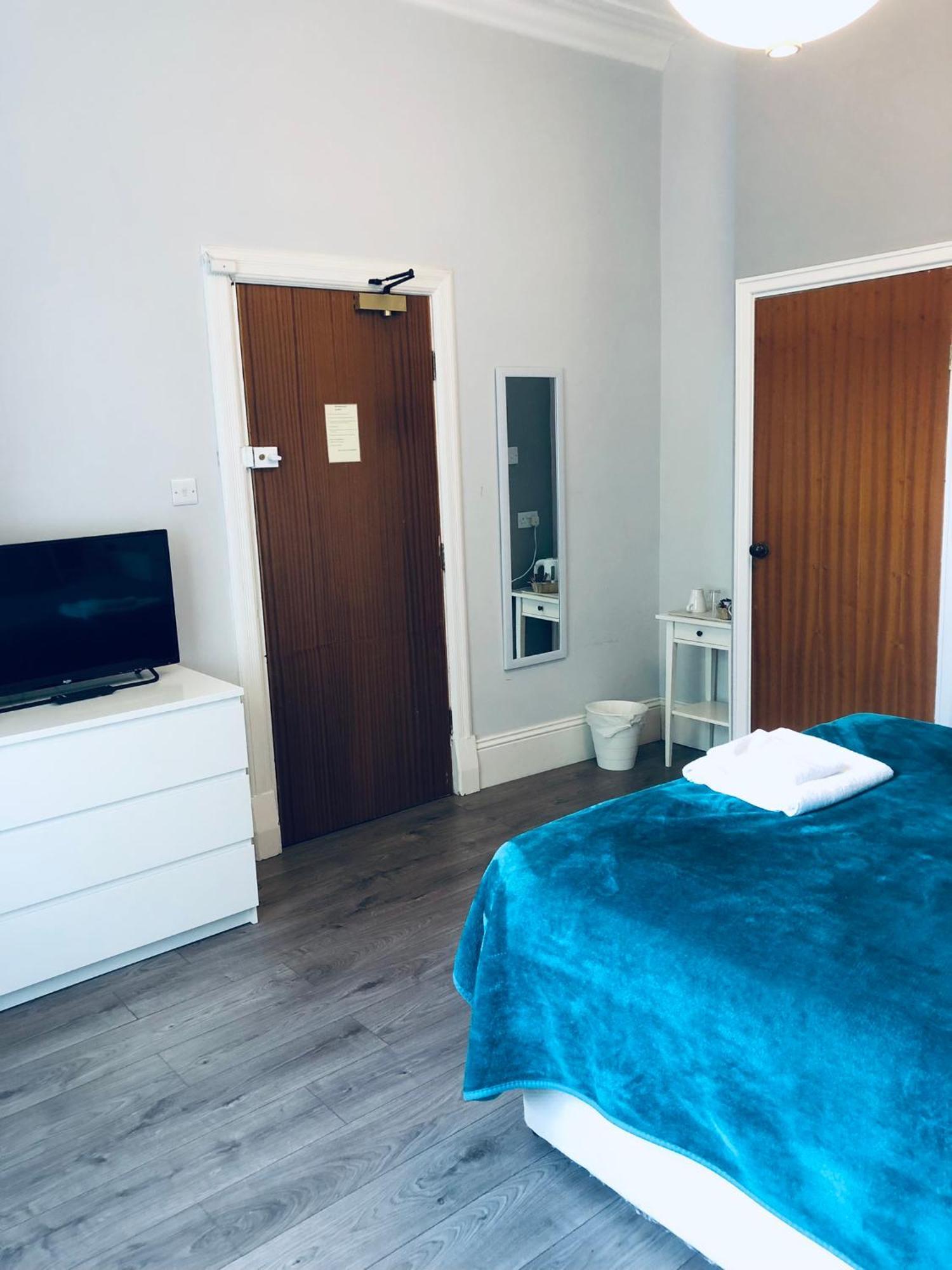 Bed and Breakfast The Beechwood Лидс Экстерьер фото